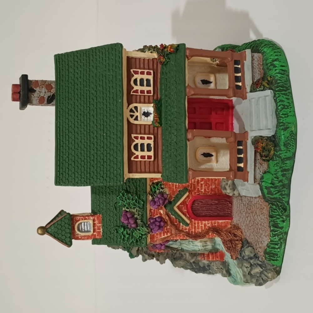 1995 Santa's Best Christmas In New England M98901 039934000732 Christmas Village